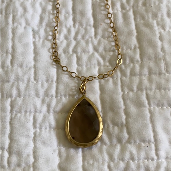 18.5 length gold and stone necklace - Picture 1 of 3